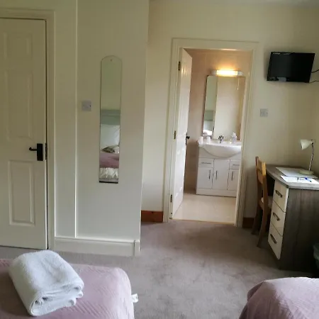 Watersedge Seaviews 4* Kenmare