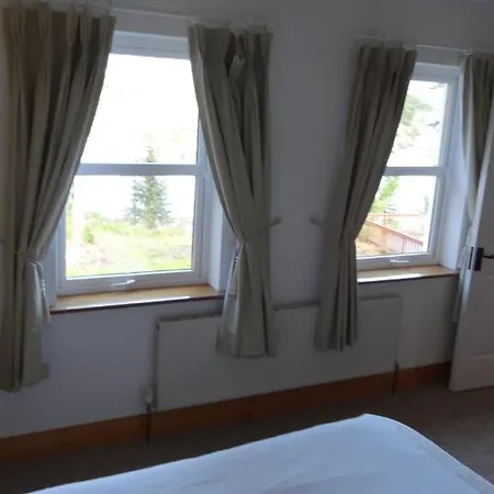 Watersedge Seaviews 4*