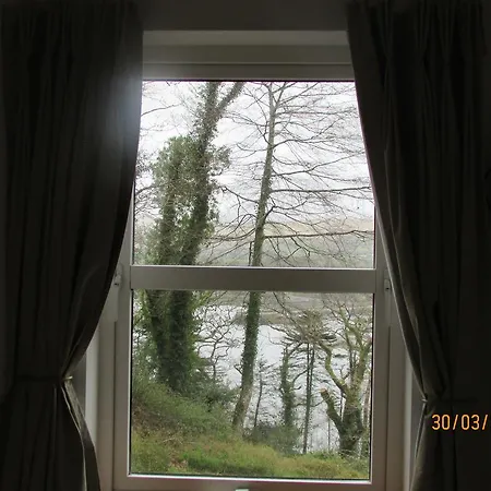 Watersedge Seaviews Kenmare