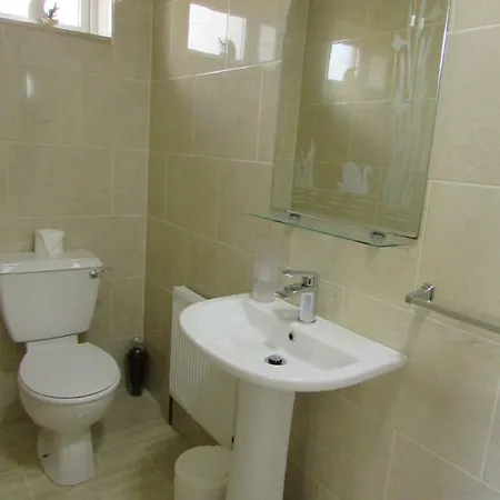 Guest house Watersedge 4*