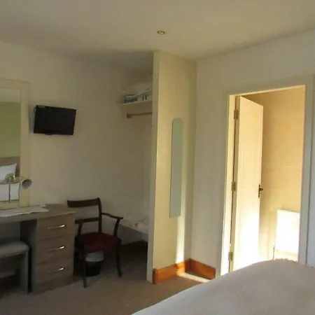 Watersedge Seaviews 4*