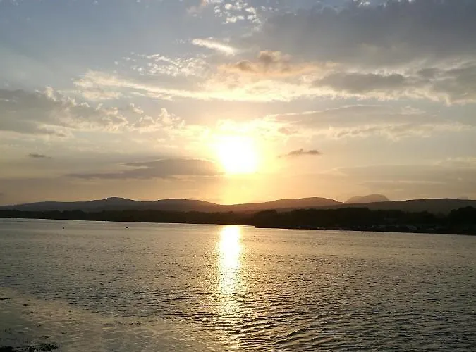 בית הארחה Watersedge Seaviews 4*