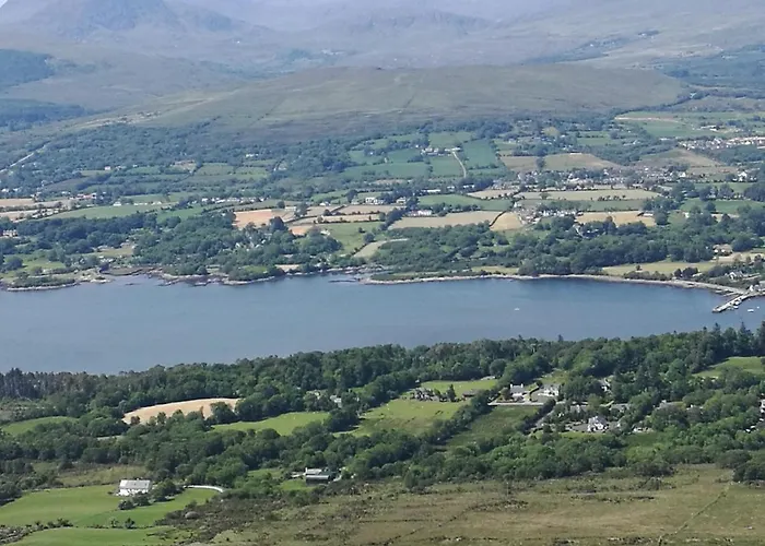 Watersedge Seaviews בית הארחה 4*