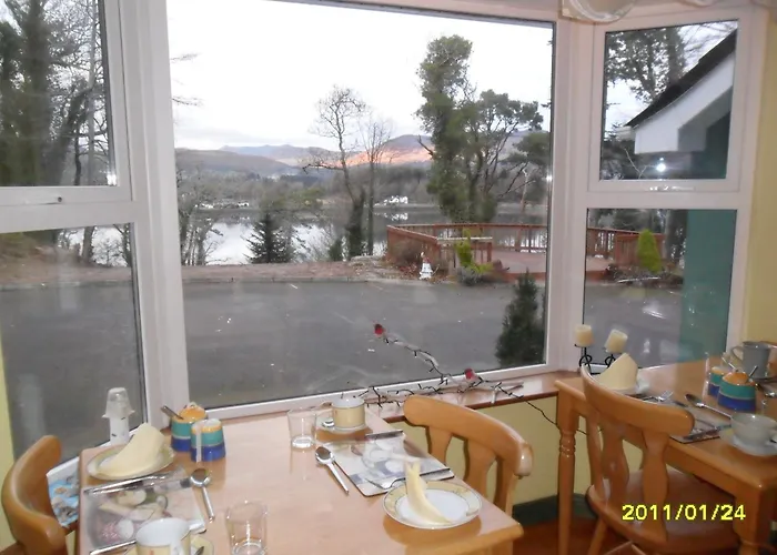 בית הארחה Watersedge Seaviews 4*