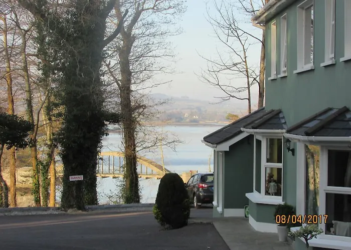 Watersedge Seaviews 4*