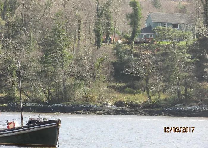 Watersedge Seaviews קנמארה