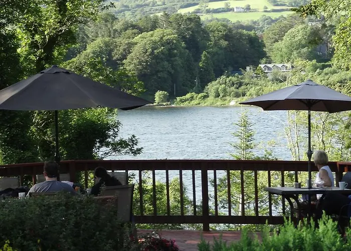 Watersedge Seaviews 4*