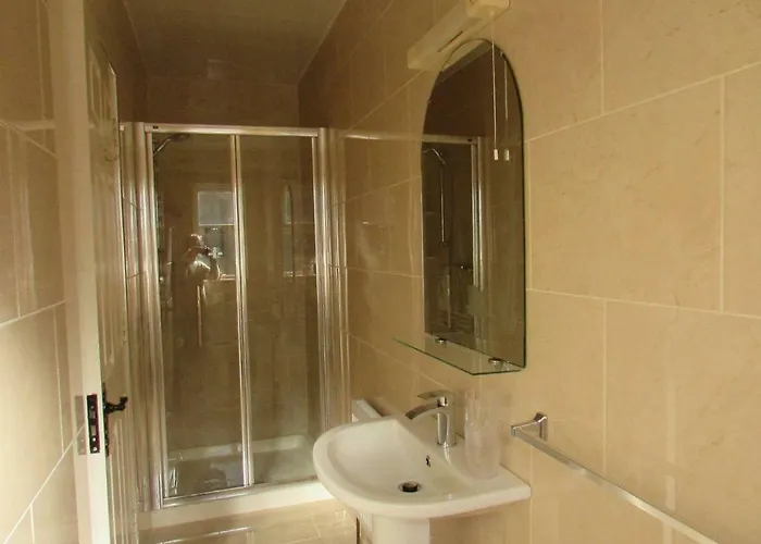 Watersedge Seaviews קנמארה