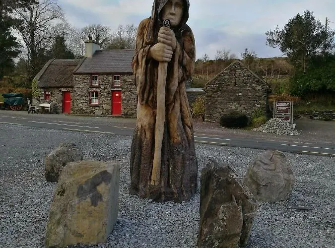 Watersedge Seaviews בית הארחה