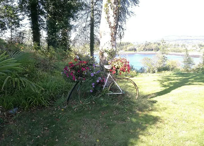 Watersedge Seaviews 4* קנמארה